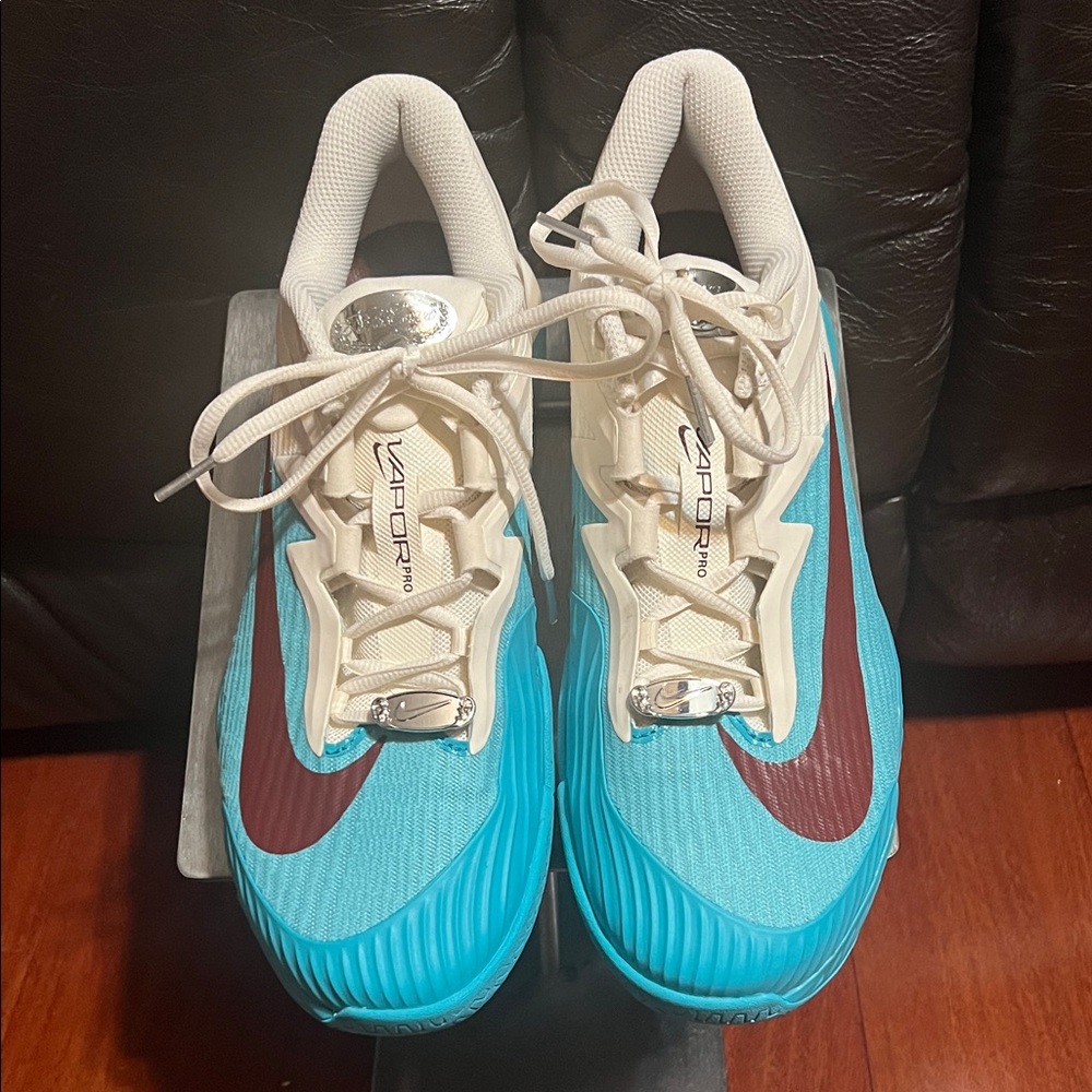Nike Vapor Pro Teal and Cream Shoes